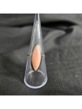 Vintage Sterling Silver Pink Conch Shell Ring Bezel Set Simple Elegant Stacking